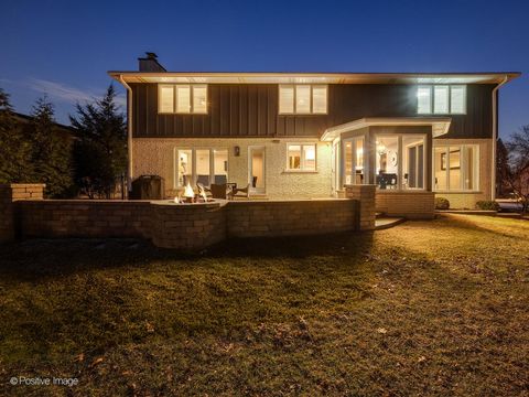 Tiny photo for 2S630 AVENUE CHATEAUX EAST, Oak Brook, IL 60523 (MLS # 12573599)