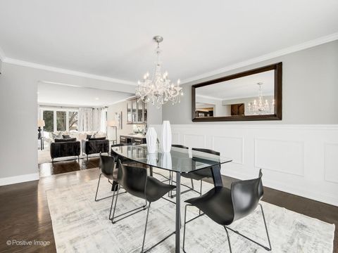 Tiny photo for 2S630 AVENUE CHATEAUX EAST, Oak Brook, IL 60523 (MLS # 12573599)