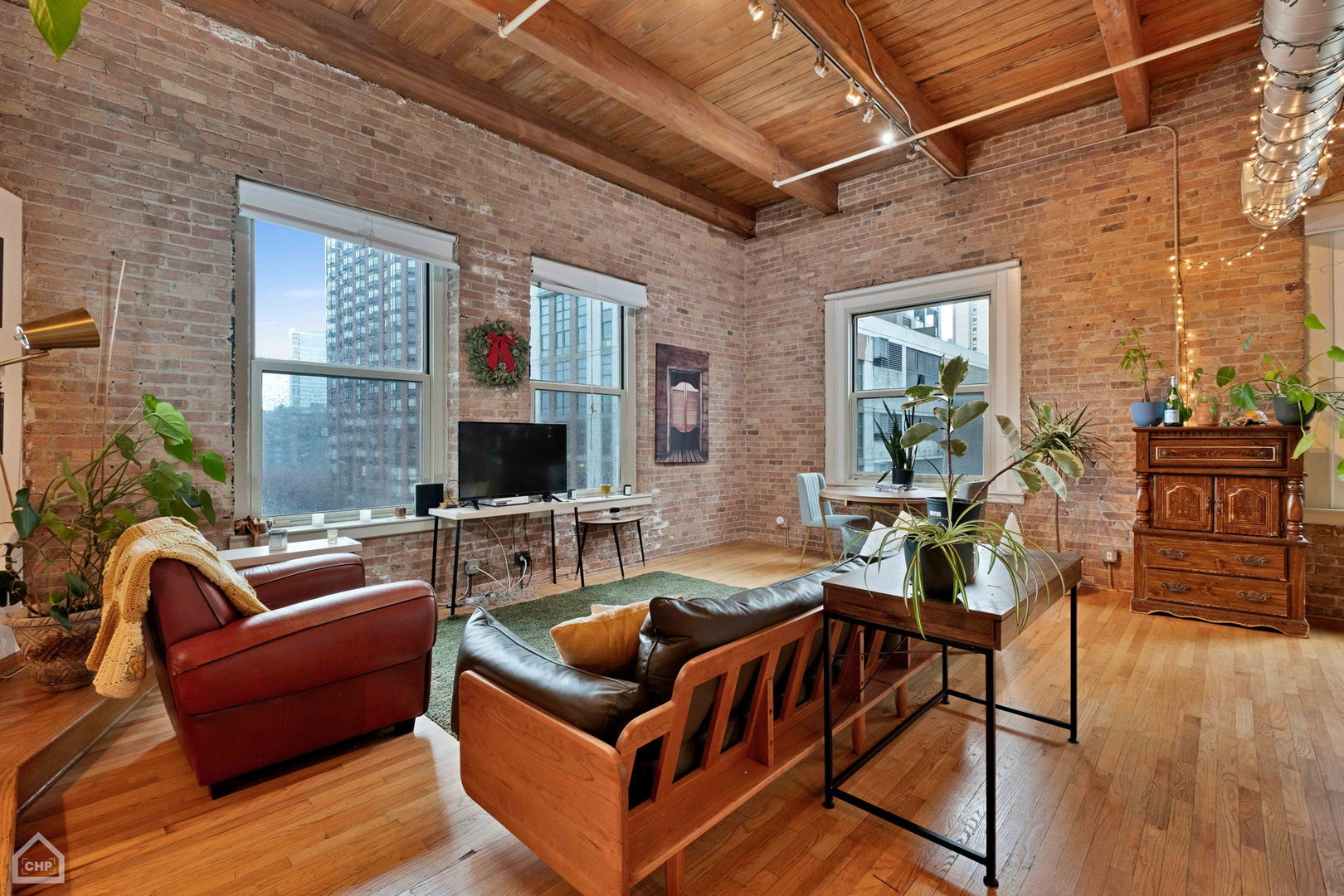 900 S WABASH Avenue 701