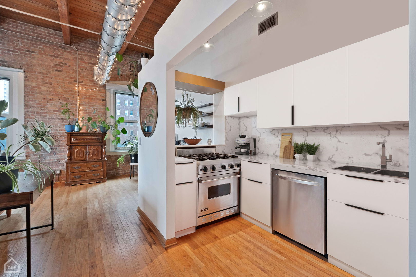 900 S WABASH Avenue 701