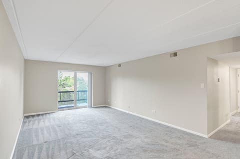 Tiny photo for 8025 Woodglen Lane #309, Downers Grove, IL 60516 (MLS # 12549427)