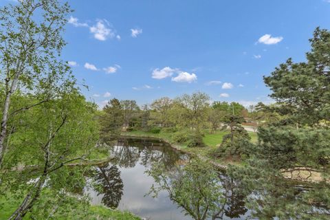 Tiny photo for 8025 Woodglen Lane #309, Downers Grove, IL 60516 (MLS # 12549427)