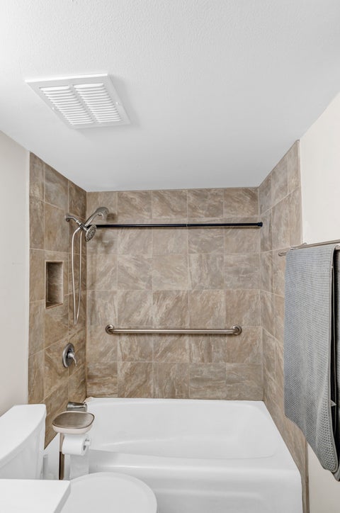 Tiny photo for 8025 Woodglen Lane #309, Downers Grove, IL 60516 (MLS # 12549427)