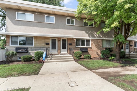 Photo of 606 S Milwaukee Avenue #B, Libertyville, IL 60048 (MLS # 12776124)