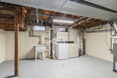Tiny photo for 606 S Milwaukee Avenue #B, Libertyville, IL 60048 (MLS # 12776124)