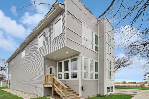1537 SCOVILLE Avenue Berwyn IL 60402
