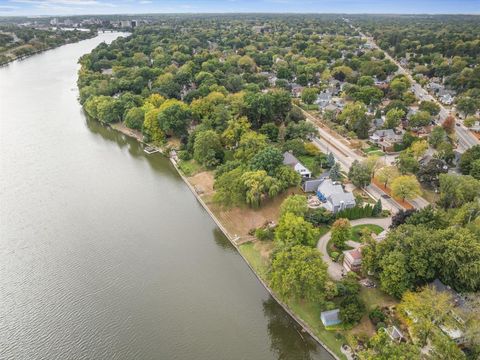 Tiny photo for 1953 Harlem Boulevard, Rockford, IL 61103 (MLS # 12490513)