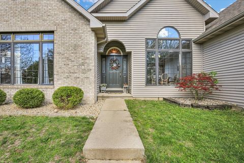 Tiny photo for 502 S Jeffery Drive, Mahomet, IL 61853 (MLS # 12612431)