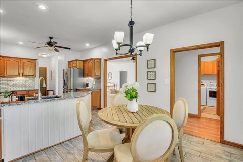 Tiny photo for 502 S Jeffery Drive, Mahomet, IL 61853 (MLS # 12612431)