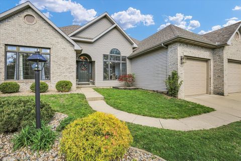 Tiny photo for 502 S Jeffery Drive, Mahomet, IL 61853 (MLS # 12612431)