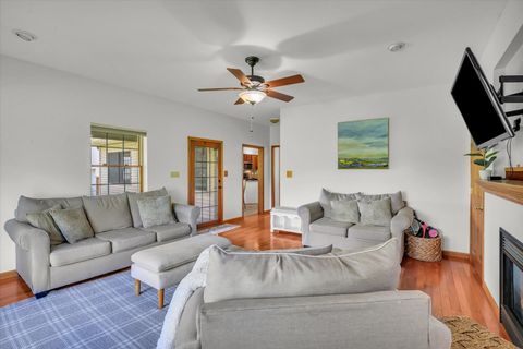 Tiny photo for 502 S Jeffery Drive, Mahomet, IL 61853 (MLS # 12612431)