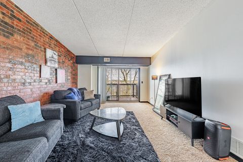 Tiny photo for 1504 WOODBRIDGE Road #3F, Joliet, IL 60436 (MLS # 12625277)