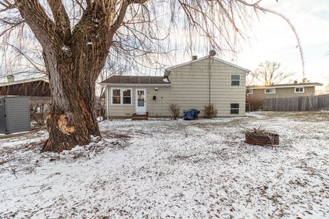 A home in Lindenhurst