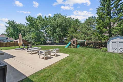 Tiny photo for 902 Chatham Drive, Carol Stream, IL 60188 (MLS # 12694216)
