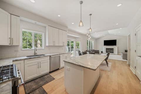 Tiny photo for 902 Chatham Drive, Carol Stream, IL 60188 (MLS # 12694216)