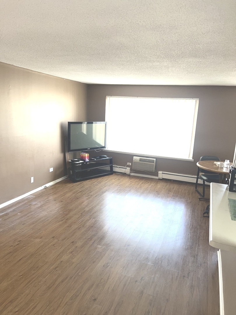 1227 S Harlem Avenue 210