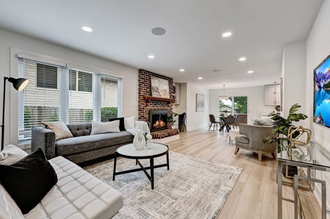 Tiny photo for 5615 S Elm Street, Hinsdale, IL 60521 (MLS # 12761730)