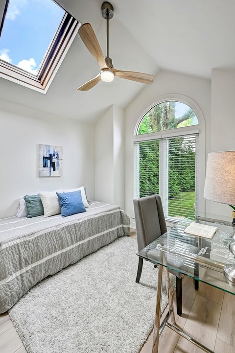 Tiny photo for 5615 S Elm Street, Hinsdale, IL 60521 (MLS # 12761730)