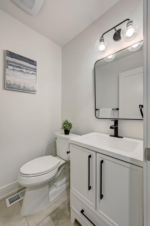 Tiny photo for 5615 S Elm Street, Hinsdale, IL 60521 (MLS # 12761730)