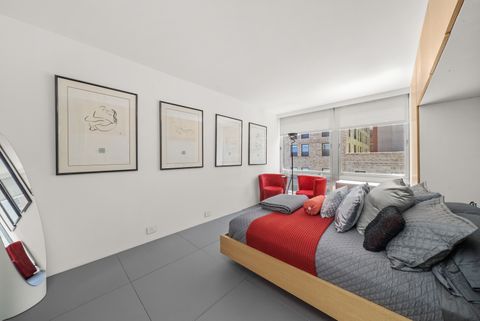 Tiny photo for 860 N LAKE SHORE Drive #8L, Chicago, IL 60611 (MLS # 12575077)