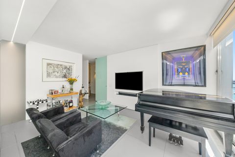 Tiny photo for 860 N LAKE SHORE Drive #8L, Chicago, IL 60611 (MLS # 12575077)