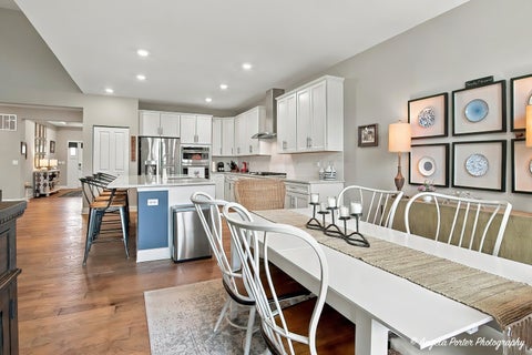 Tiny photo for 325 Tralee Lane, McHenry, IL 60050 (MLS # 12766202)