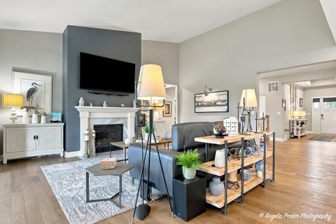 Tiny photo for 325 Tralee Lane, McHenry, IL 60050 (MLS # 12766202)