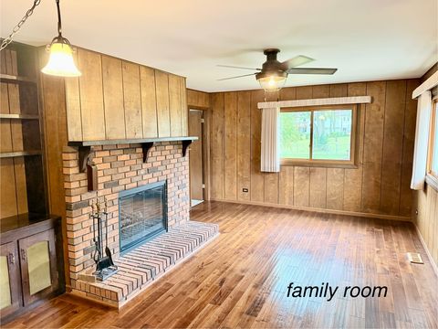 Tiny photo for 803 E Streamwood Boulevard, Streamwood, IL 60107 (MLS # 12495926)