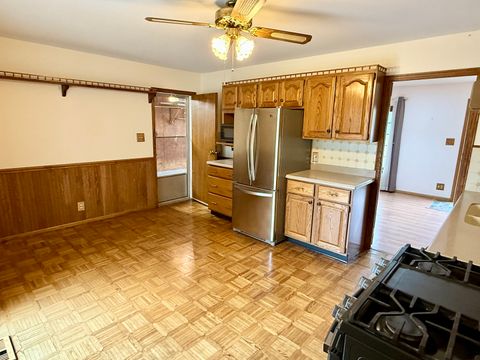 Tiny photo for 803 E Streamwood Boulevard, Streamwood, IL 60107 (MLS # 12495926)