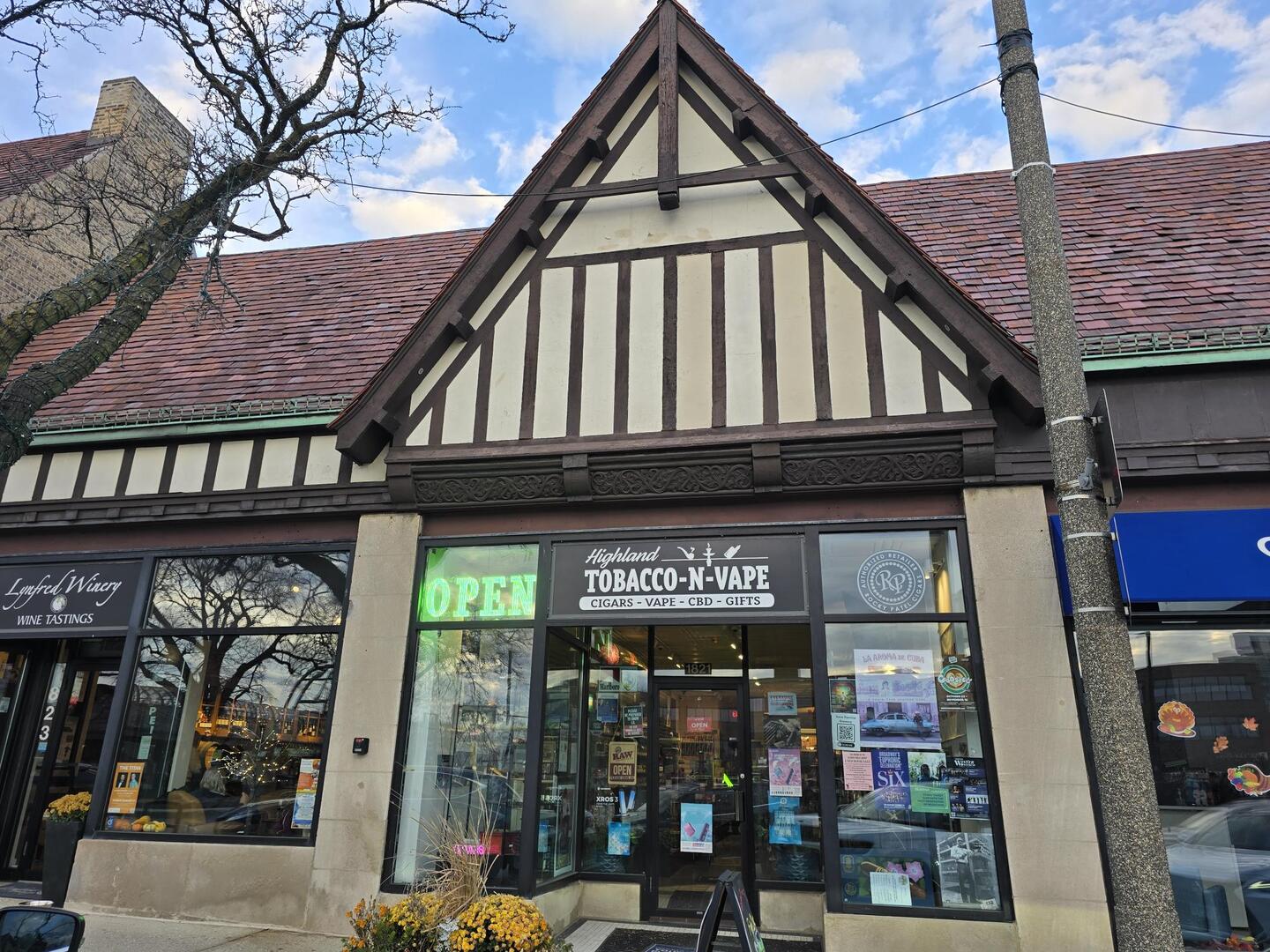 1621 Saint Johns Avenue