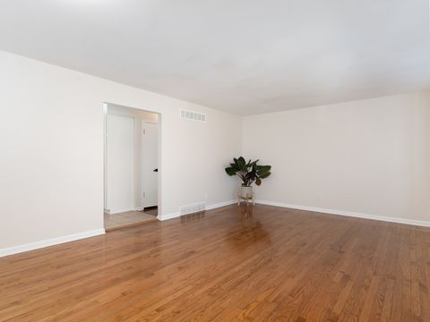 Tiny photo for 139 Monna Street, Sugar Grove, IL 60554 (MLS # 12517642)