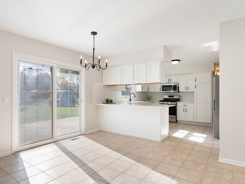 Tiny photo for 139 Monna Street, Sugar Grove, IL 60554 (MLS # 12517642)