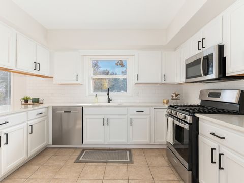 Tiny photo for 139 Monna Street, Sugar Grove, IL 60554 (MLS # 12517642)