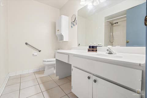Tiny photo for 15713 ORLAN BROOK Drive #100, Orland Park, IL 60462 (MLS # 12717627)
