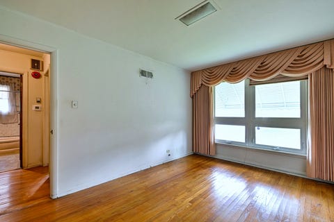 Tiny photo for 1705 S Ashland Avenue, Park Ridge, IL 60068 (MLS # 12731121)