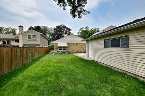 Tiny photo for 1705 S Ashland Avenue, Park Ridge, IL 60068 (MLS # 12731121)