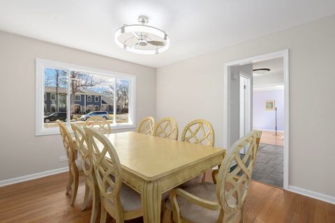 Tiny photo for 104 E Louis Avenue, Lake Forest, IL 60045 (MLS # 12599601)