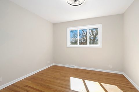 Tiny photo for 104 E Louis Avenue, Lake Forest, IL 60045 (MLS # 12599601)