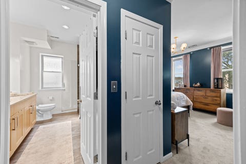 Tiny photo for 4405 S Lake Park Avenue #2, Chicago, IL 60653 (MLS # 12721672)