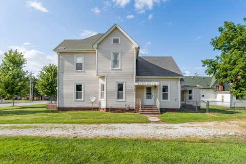 Tiny photo for 206 N College Avenue, Aledo, IL 61231 (MLS # 12728872)