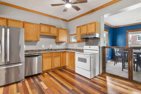Tiny photo for 206 N College Avenue, Aledo, IL 61231 (MLS # 12728872)