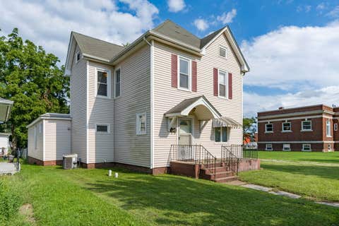 Tiny photo for 206 N College Avenue, Aledo, IL 61231 (MLS # 12728872)
