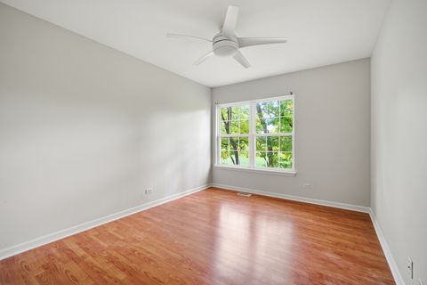 Tiny photo for 746 Old Checker Road, Buffalo Grove, IL 60089 (MLS # 12504482)