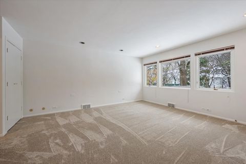 Tiny photo for 710 Strawberry Hill Drive, Glencoe, IL 60022 (MLS # 12476833)