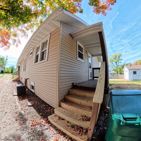 Tiny photo for 118 W 3rd Street, Streator, IL 61364 (MLS # 12503046)