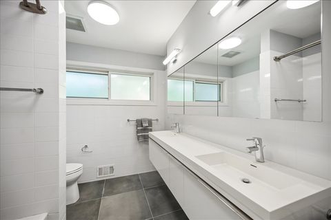 Tiny photo for 751 Woodridge Lane, Glencoe, IL 60022 (MLS # 12633747)