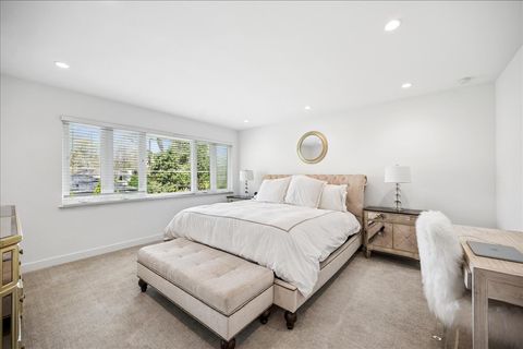 Tiny photo for 751 Woodridge Lane, Glencoe, IL 60022 (MLS # 12633747)