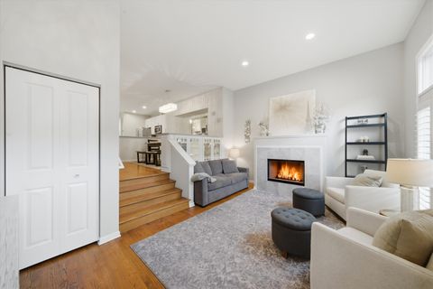 Tiny photo for 1215 W Lexington Street #J, Chicago, IL 60607 (MLS # 12579470)