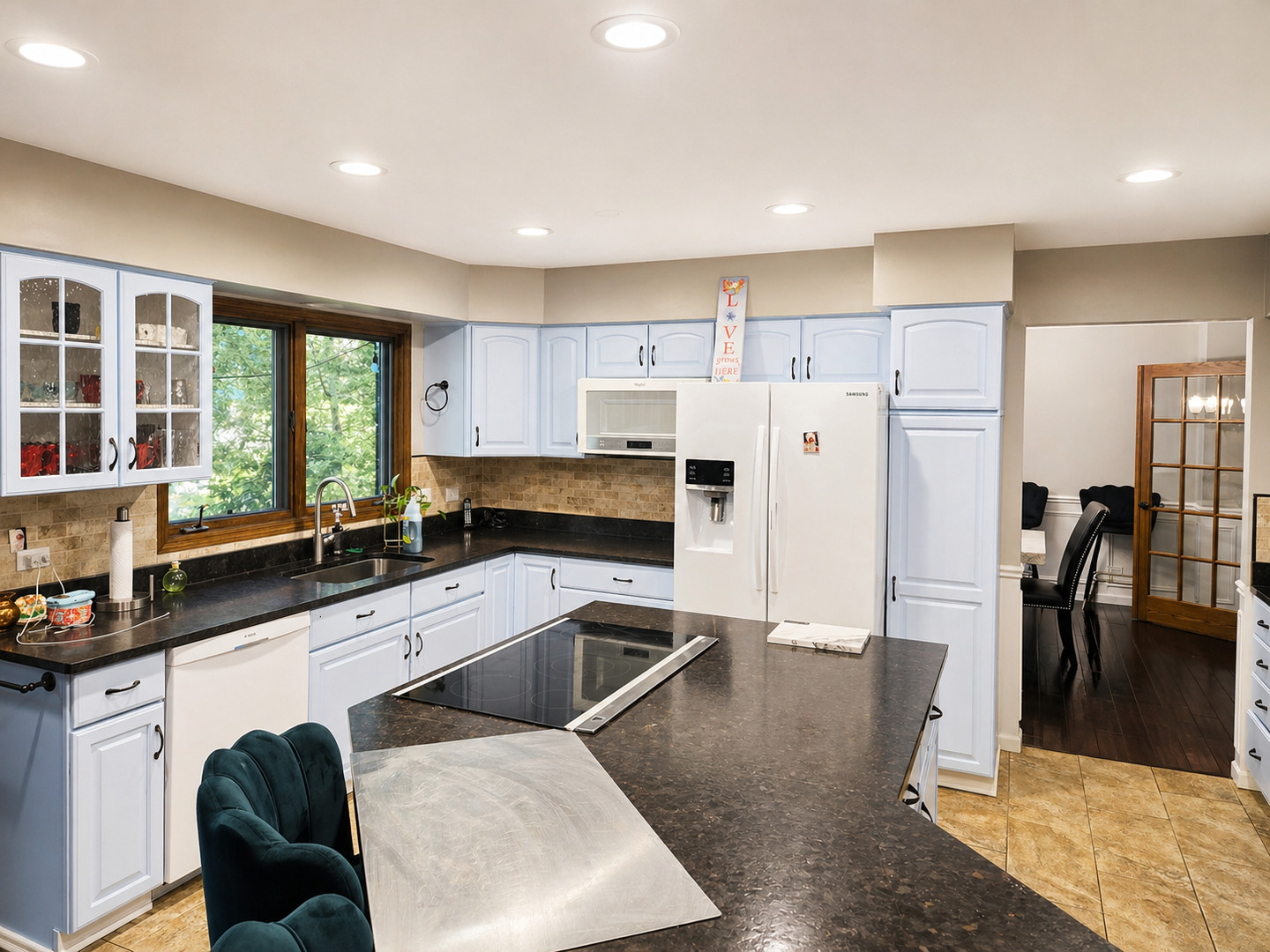 2734 Alyssa Drive