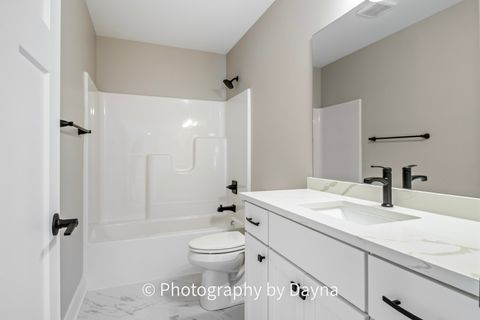 Tiny photo for 906 Lange Avenue, Beecher, IL 60401 (MLS # 12514396)